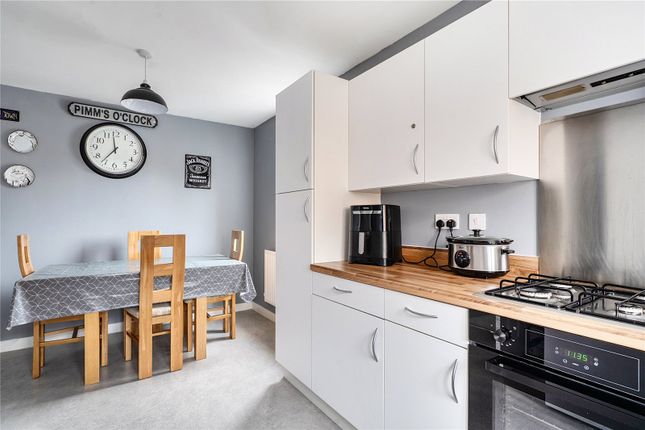 SNG SO, 33, Ramsay Road, Wiltshire photo 4