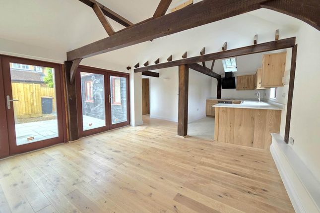 5, The Rye, Eaton Bray photo 3