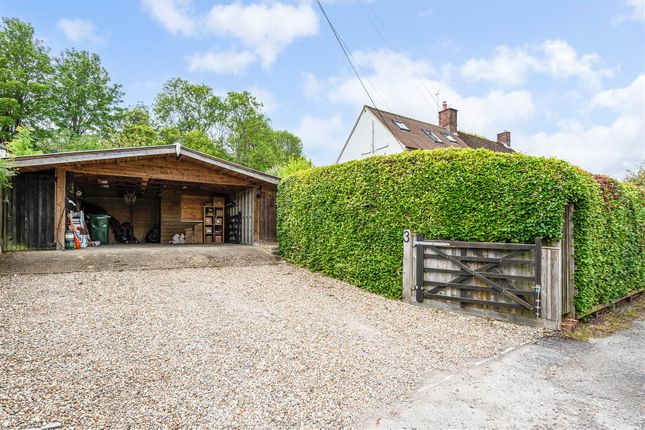 3, Long Leaze, Andover photo 3
