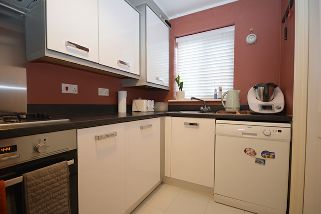 29 Quilter Grove, Manchester photo 3