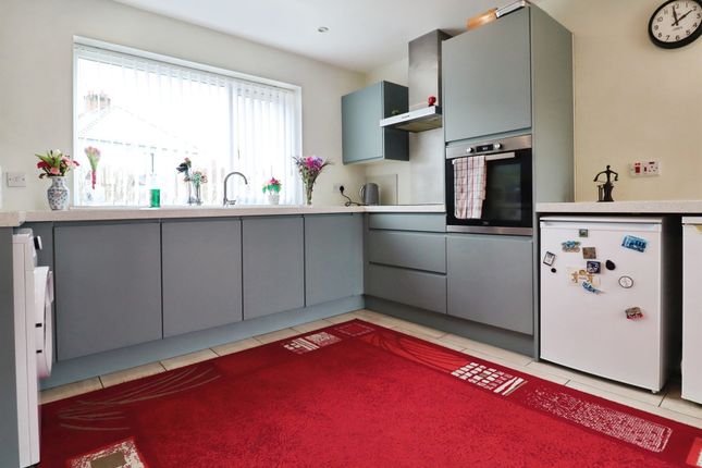 Paige House, Nicholls Avenue, Porthcawl photo 4