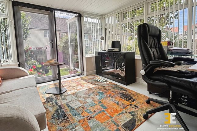 228, Conwy Road, Llandudno Junction photo 4