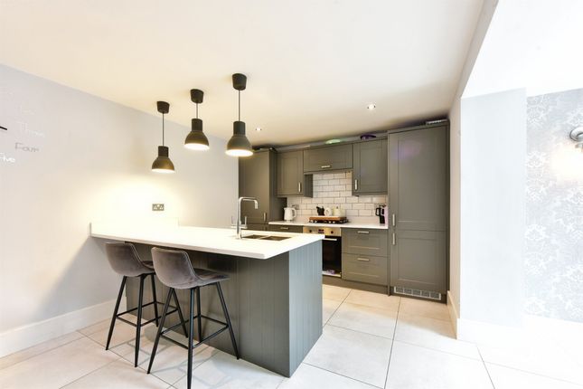 6, Thornbridge Road, Sheffield photo 4