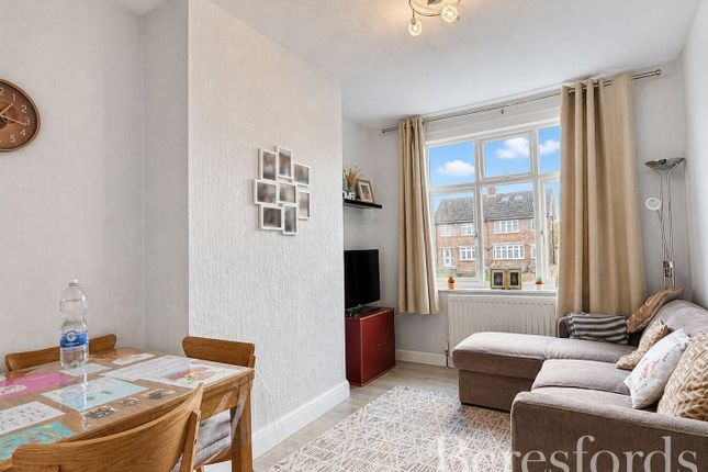 Flat 5, Hill Court,, Upminster Road, Hornchurch photo 4