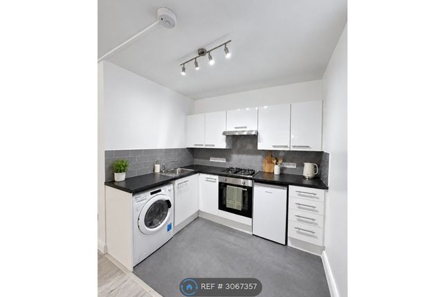 C Mount View Road, London photo 2