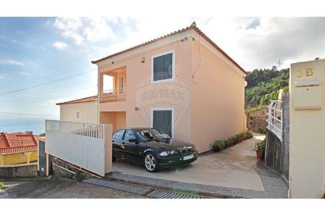 Thumbnail Detached house for sale in Santa Cruz, Santa Cruz, Madeira