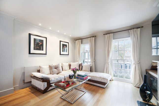 Thumbnail Town house to rent in Trident Place, Chelsea