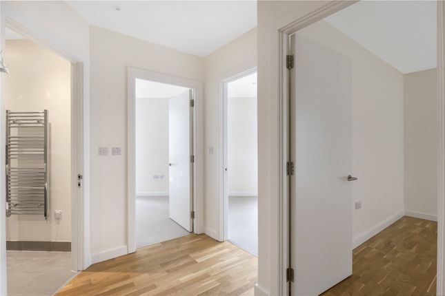 Flat for sale in St. Marks Square, Bromley