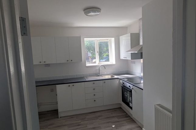 3, Taylor Crescent, Sutton-in-Ashfield photo 4