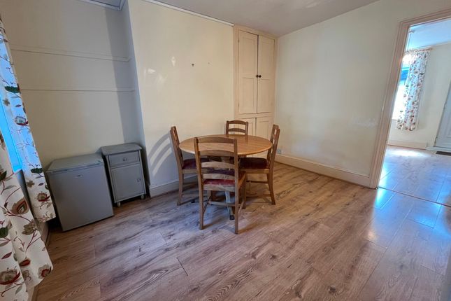 18 Burnsfield Street, Chatteris photo 3