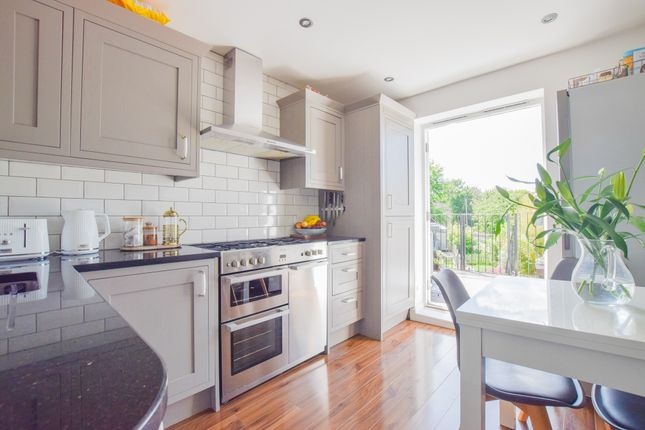 187 A, Kneller Road, Twickenham photo 2