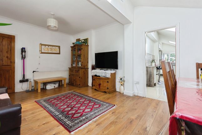 18, Robin Hood Lane, BIRMINGHAM photo 5
