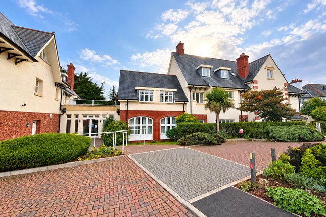 1-bed flat on The Parks, Somerset, £130,000