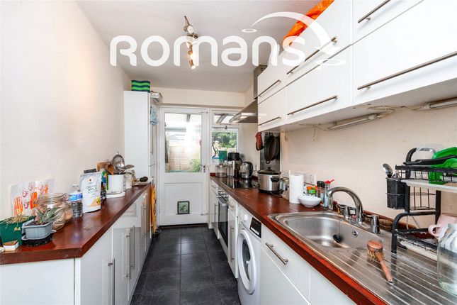 13, Crake Place, Sandhurst photo 4