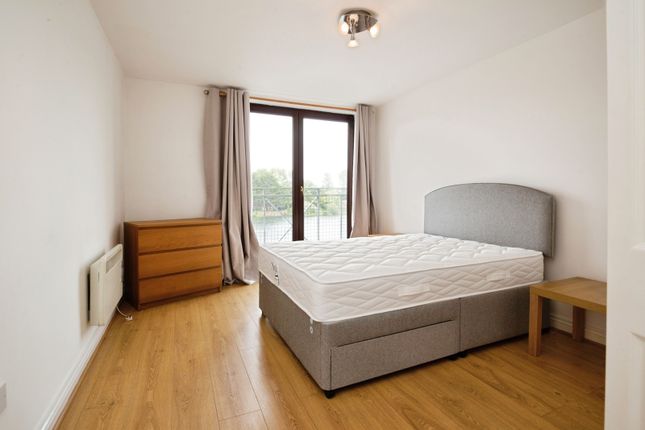 6, Earl Cunningham, Cardiff photo 4