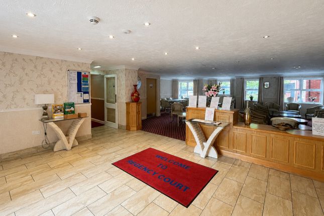 Apartment 48, Regency Court, Southport photo 4