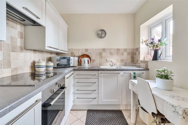 Flat 28, Chatsworth Lodge,, Wickham Court Road, West Wickham photo 3
