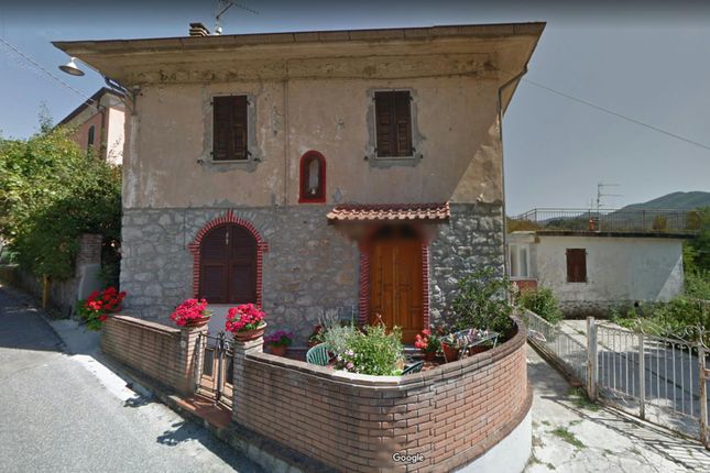 Thumbnail Apartment for sale in Massa-Carrara, Bagnone, Italy