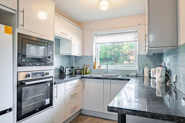 21 Nightingale Drive, Norwich photo 3