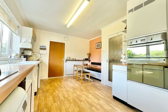 Meadow Ridge, Stafford photo 3