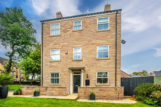 Thumbnail Detached house for sale in Hallamgate Road, Crookes