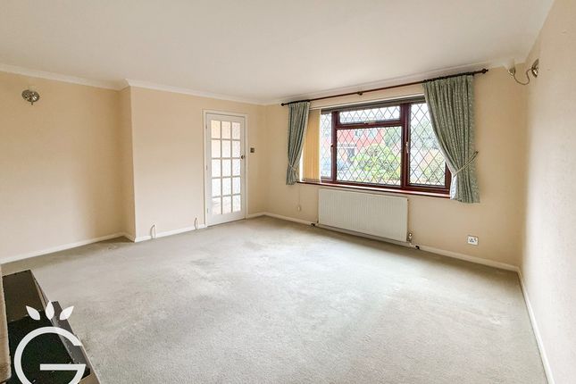 7, Ashtrees Road, Reading photo 4
