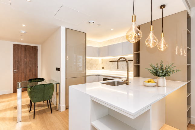 33, Parkside Apartments, White City photo 3