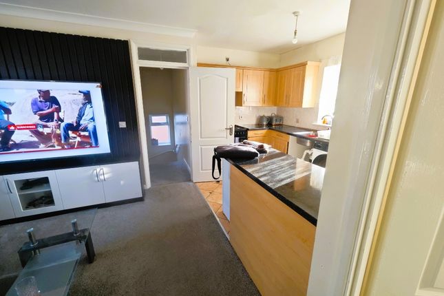 30, talboat road, Wellingborough photo 5
