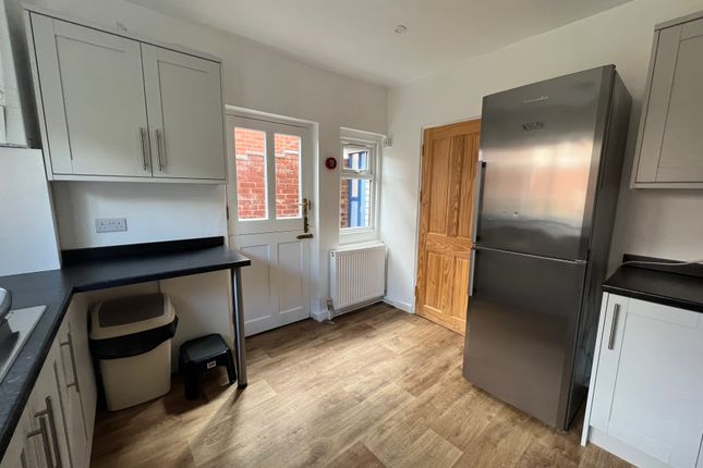 88, Pinhoe Road, Exeter photo 4