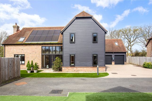 Detached house for sale in Hoe Lane, Nazeing, Waltham Abbey, Essex
