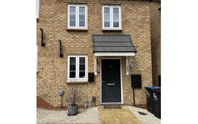 Thumbnail Semi-detached house for sale in Plover Close, Witney OX28 6Ny