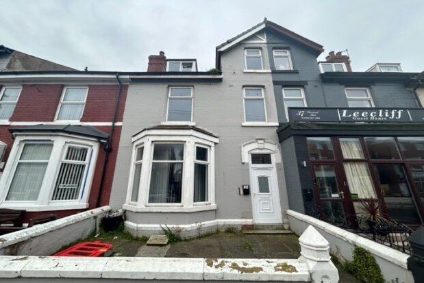 Thumbnail Property to rent in Palatine Road, Blackpool