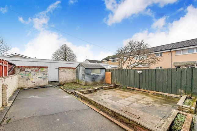 59, Topcliffe Garth, Hull photo 4