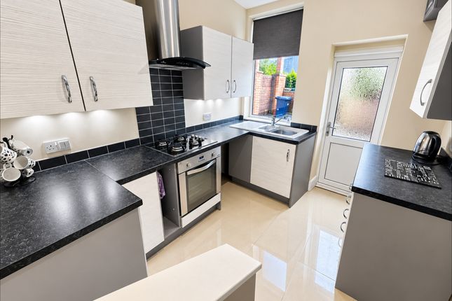 129, Sudellside Street, Darwen photo 3