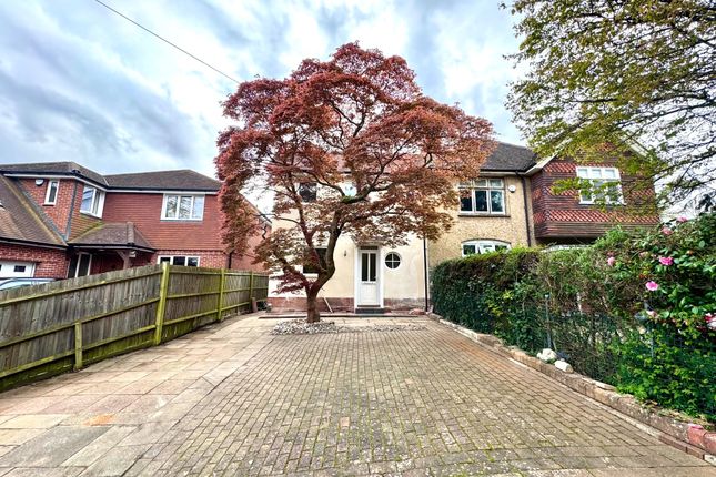 Thumbnail Semi-detached house to rent in Reading Road South, Church Crookham, Fleet