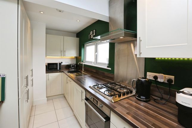 3, Morrison Close, SOUTHAMPTON photo 4