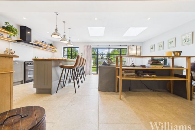 68 Queens Road, Thame photo 4