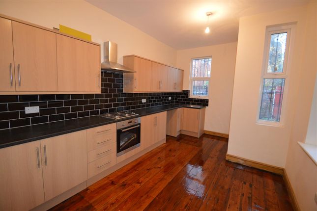 Langdale Road, Manchester photo 2
