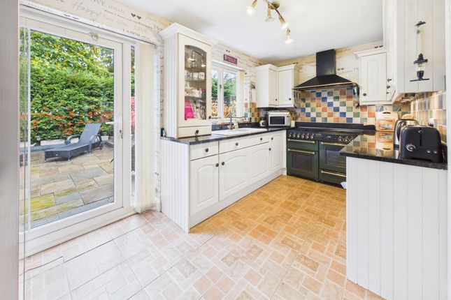 20 Grange Farm Close, Warrington photo 2