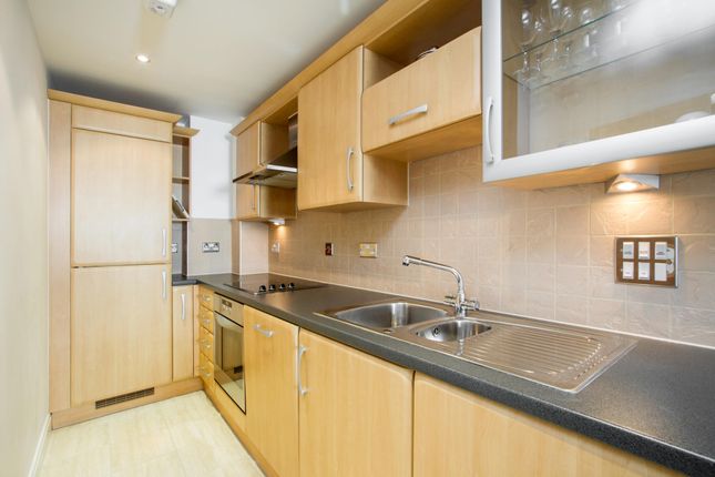 Flat to rent in Dolben Court, Regency Apartments, Montaigne Close, Westminster, London