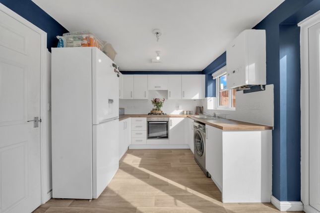 28 Pollard Road, Hapton photo 4