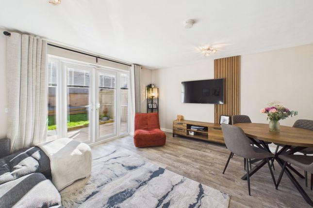 50 Crawhill Drive, Bargeddie photo 3