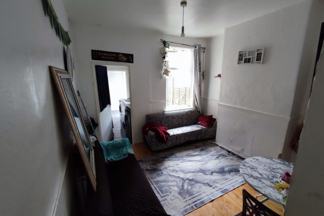 233 Bordesley Green, BIRMINGHAM photo 5