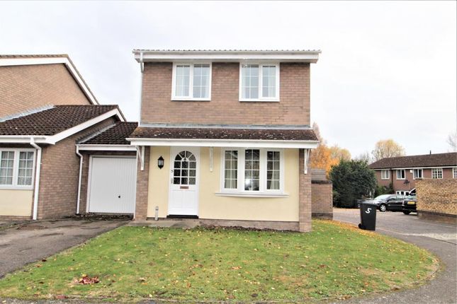 Thumbnail Semi-detached house to rent in Morden Road, Papworth Everard, Cambridge