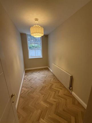 26A, King Edward's Road, London photo 4