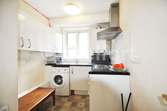 Thumbnail Flat to rent in Deptford Broadway, London