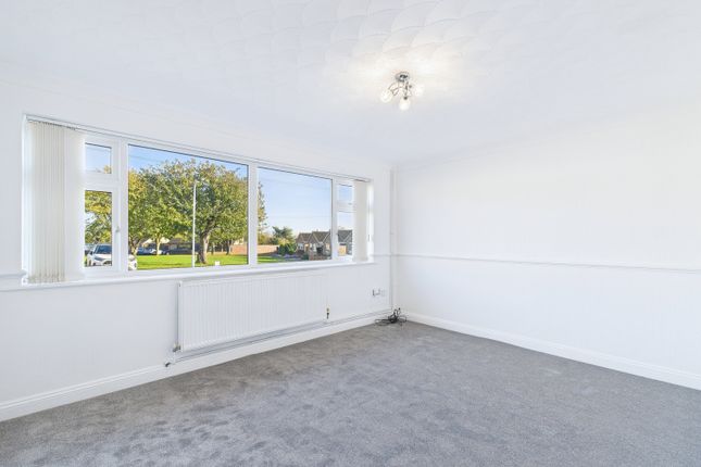 7, Lee Road, Peterborough photo 2