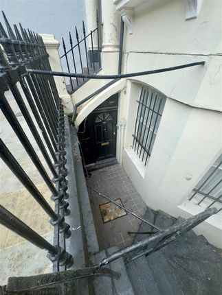 2, 42, Powis Square, London photo 2