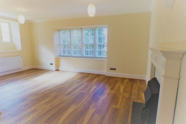 3, Butterfield Court, Bookham,Leatherhead photo 3