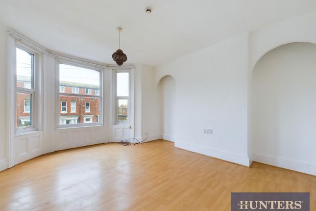 Flat 4, 38, Wellington Road, Bridlington photo 2